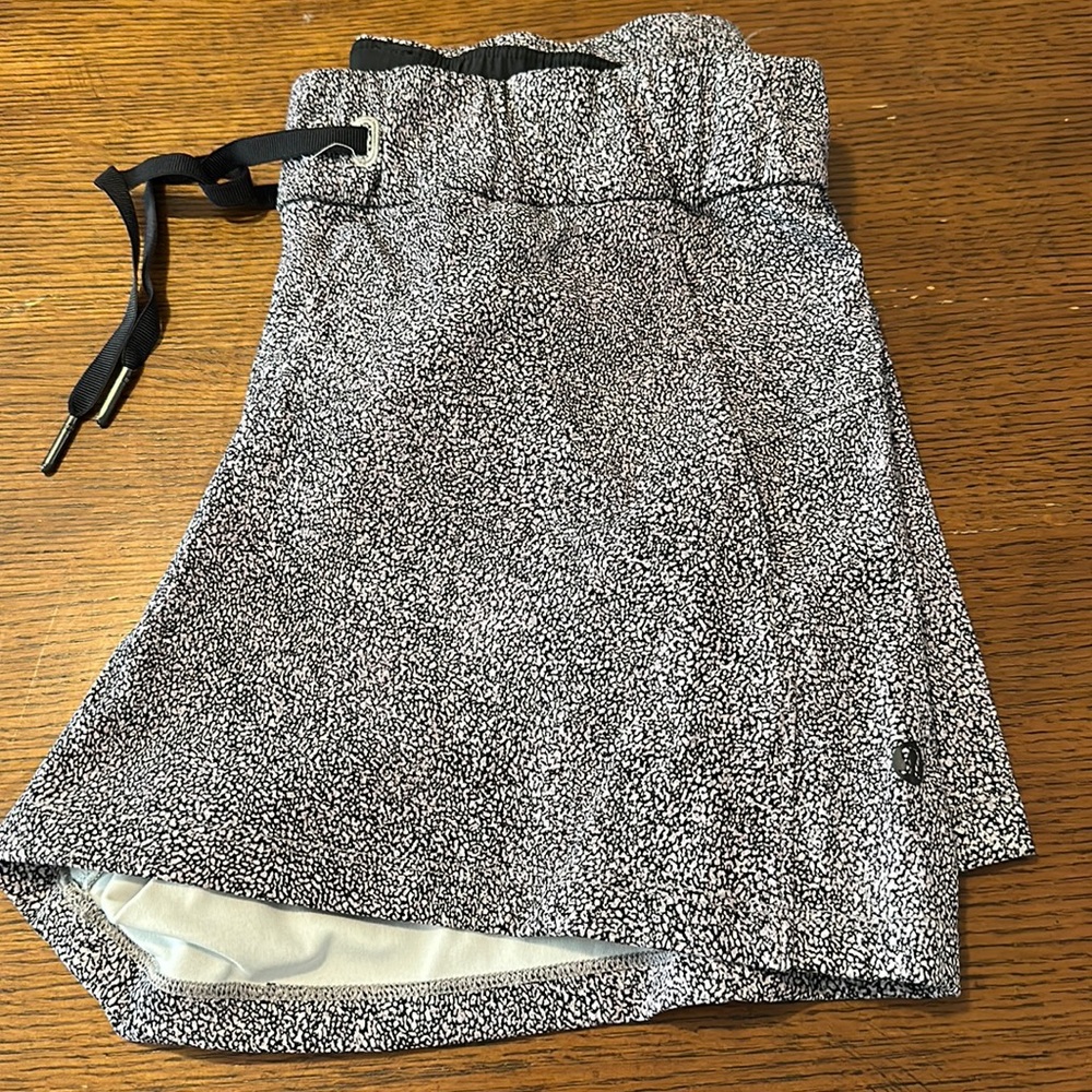 Lulu lemon short